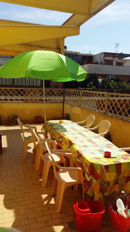 Appartamento Zia Gesina Lido di Ostia Luaran gambar